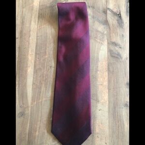🔥CHEZ ROFFE of New York silk tie